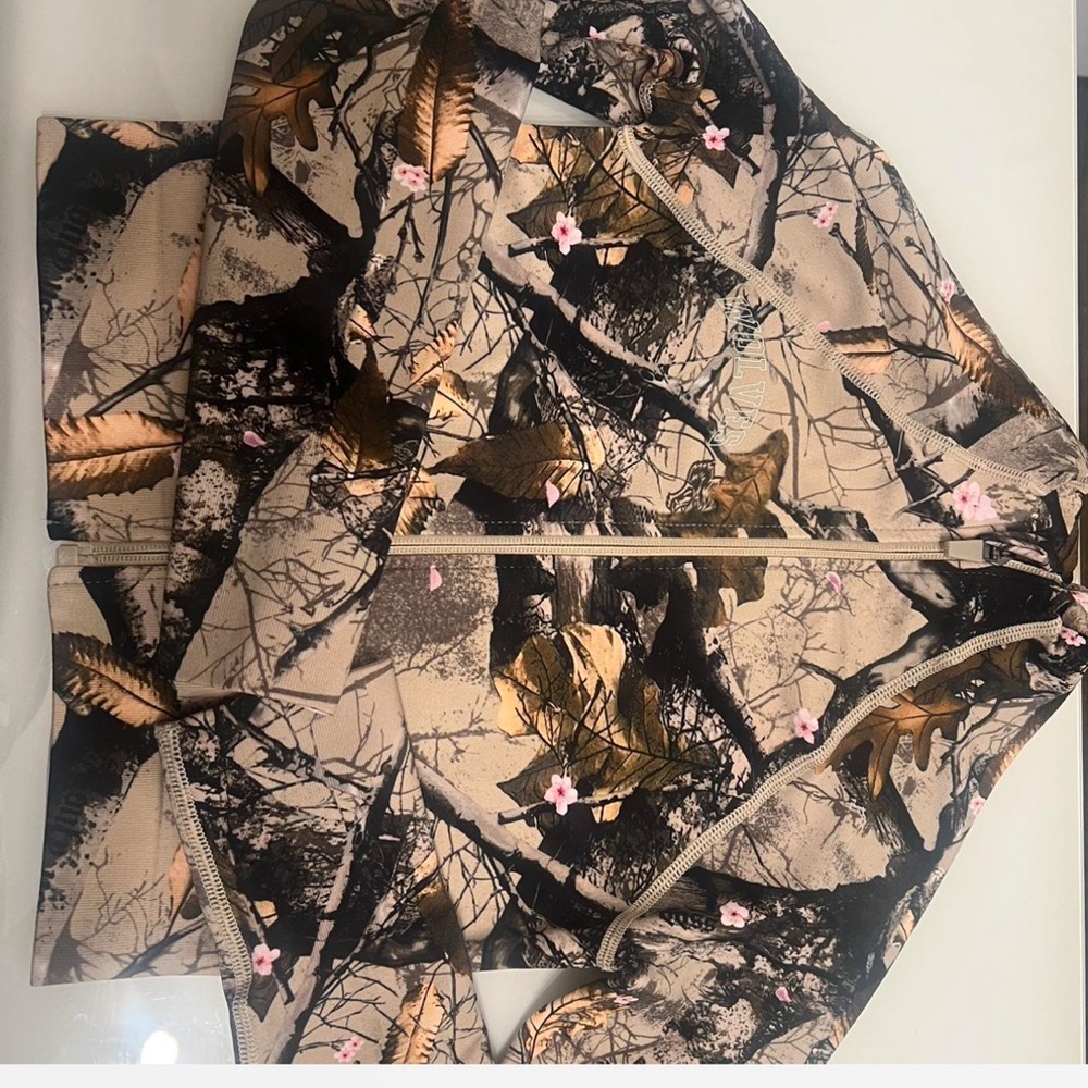 Woodland Cherry blossom crop zip